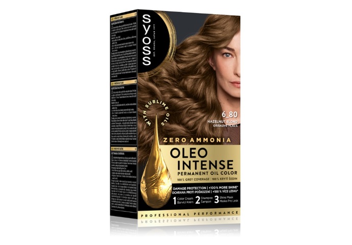 Blond není po padesátce pro každého. Vyzkoušejte místo ní raději tyto trendy odstíny. Jasně vede jiná oblíbená barva