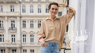 Úchvatná Daniela Brzobohatá ukázala nejpohodlnější outfit z Varů. Základem jsou wide leg džíny a pánská košile Úchvatná Daniela Brzobohatá ukázala nejpohodlnější outfit z Varů. Základem jsou wide leg džíny a pánská košile