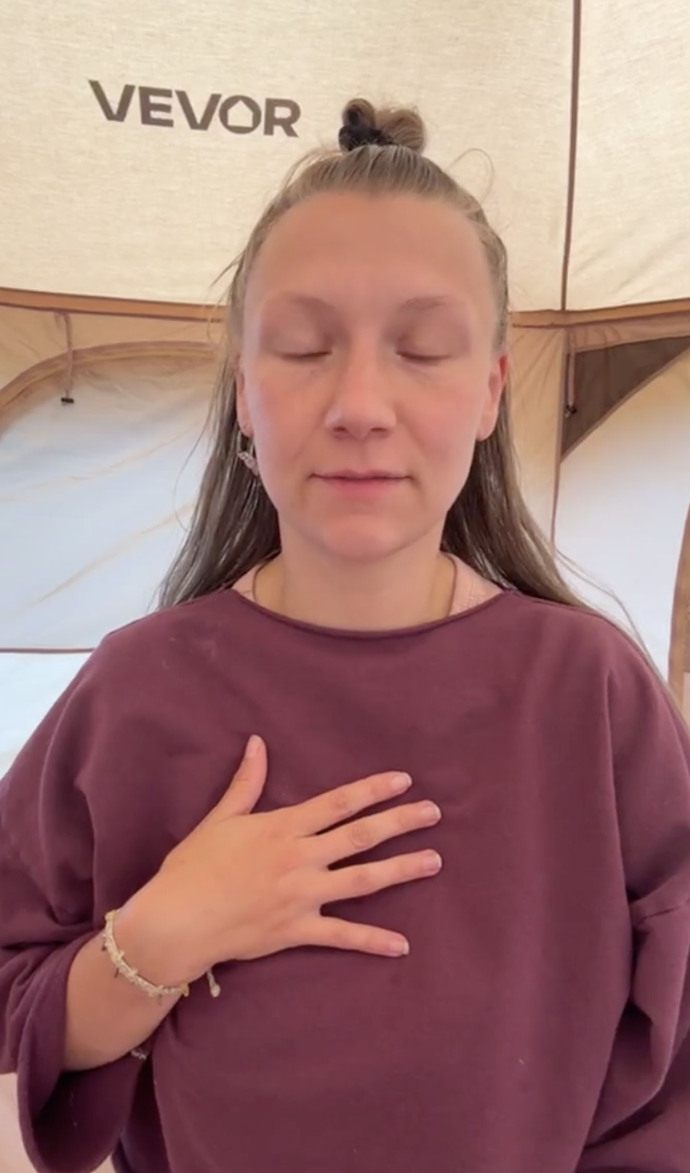 Karolína všem poděkovala za společnou sílu. 