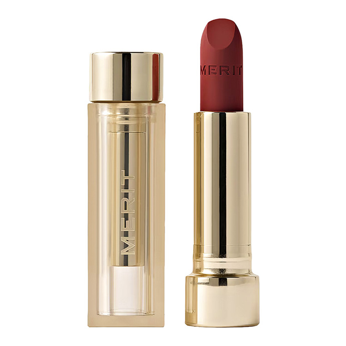 Matná rtěnka Signature Lip Blush, Merit Beauty, 3 g, 770 Kč, sephora.cz Matná rtěnka Signature Lip Blush, Merit Beauty, 3 g, 770 Kč, sephora.cz