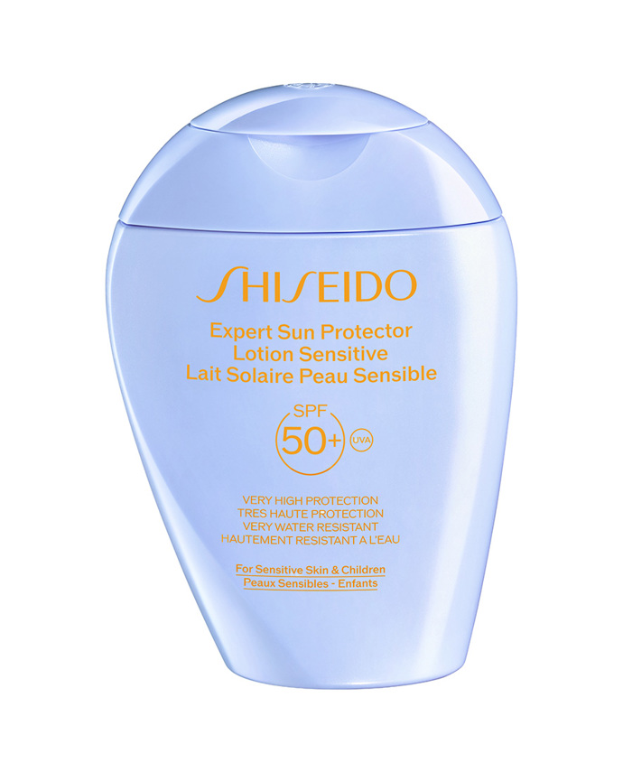Ochranné mléko pro citlivou pleť Expert Sun Protector Lotion Sensitive SPF 50+, Shiseido, 150 ml, 1150 Kč