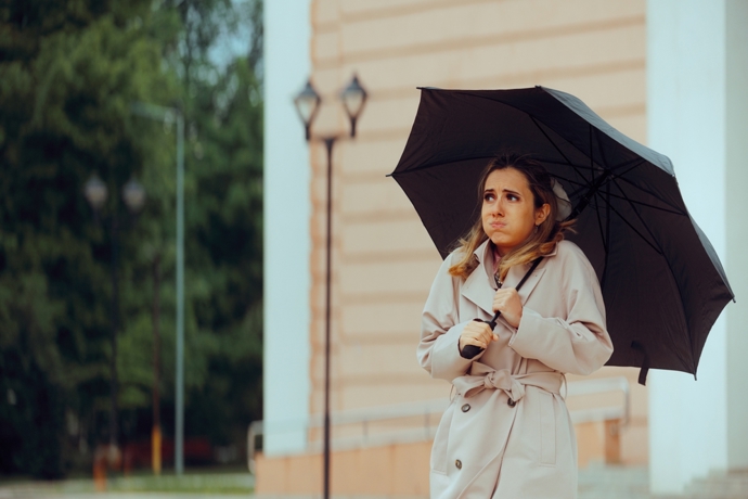 Ani po posledním zahřmění není vhodné okamžitě pokračovat v koupání, výletu nebo práci na zahradě. Bezpečnostní doporučení radí počkat alespoň 30 minut od chvíle, kdy jste naposledy slyšeli hrom. Ani po posledním zahřmění není vhodné okamžitě pokračovat v koupání, výletu nebo práci na zahradě. Bezpečnostní doporučení radí počkat alespoň 30 minut od chvíle, kdy jste naposledy slyšeli hrom.