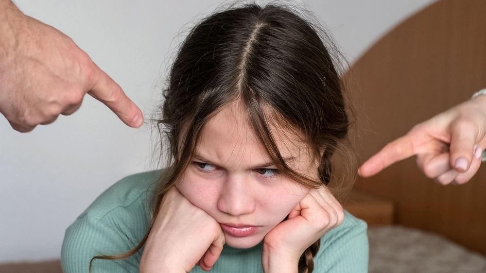 Co když rodiče své dítě opravdu nemilují? Psychoterapeut vysvětluje, proč se to děje a zda vůbec existuje cesta zpět