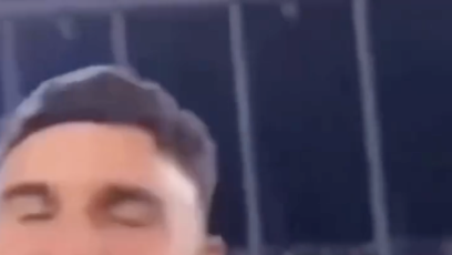 FOTO: Gesto znepokojilo mnoho fanoušků.