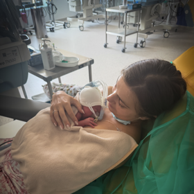 Dominika Stará se stala potřetí maminkou. Syn přišel na svět předčasně.