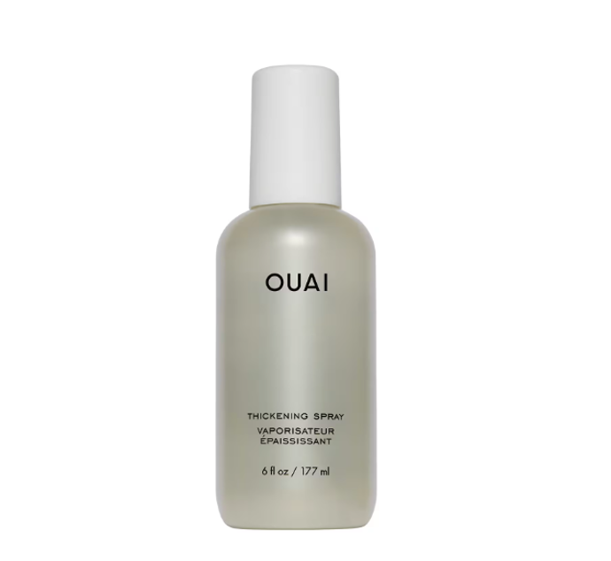 Sprej pro objem vlasů Ouai, 890 Kč (177 ml), prodává Sephora