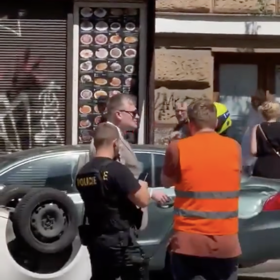 Celou situaci vysvětloval policii.