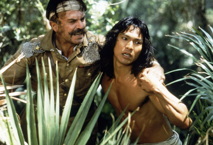 Sam Neill v Nové Knize džunglí.