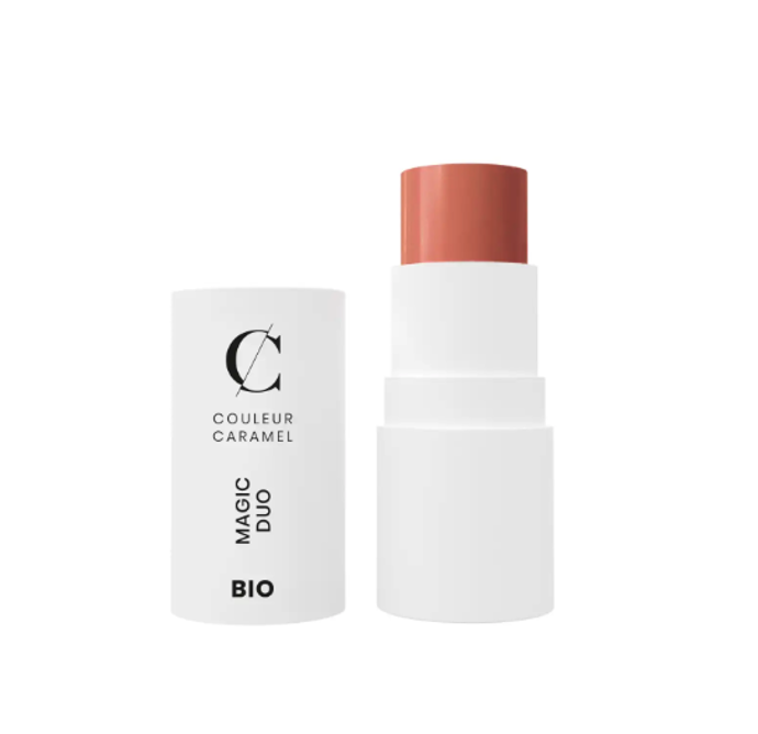 Rozjasňující tvářenka Magic Duo, Couleur Caramel, 840 Kč, prodává BiOrganica Rozjasňující tvářenka Magic Duo, Couleur Caramel, 840 Kč, prodává BiOrganica