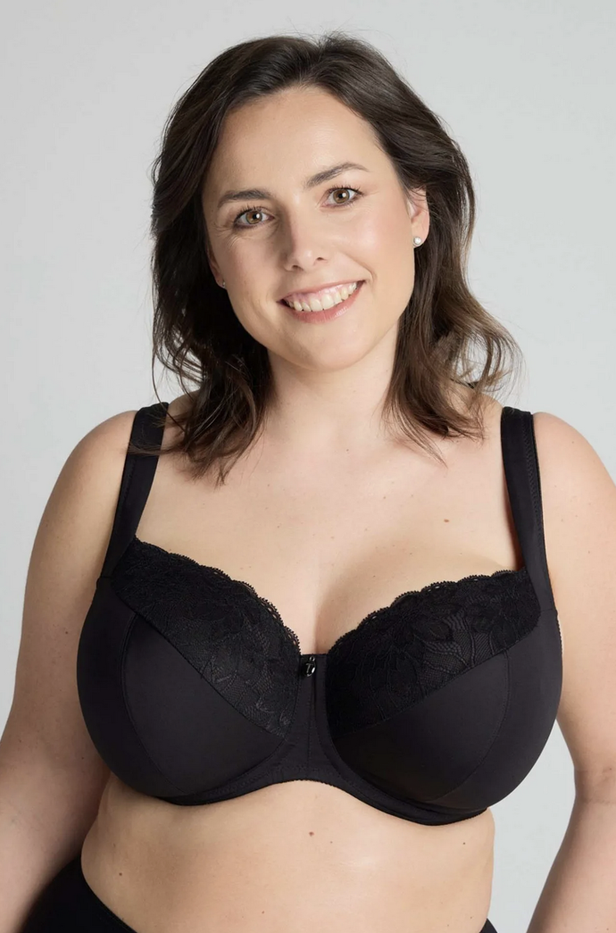 Triola Comfy-Fit nevyztužená podprsenka, 1599 Kč Triola Comfy-Fit nevyztužená podprsenka, 1599 Kč