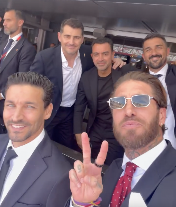 Sergio Ramos si finále MS ve fotbale užíval po boku přátel.