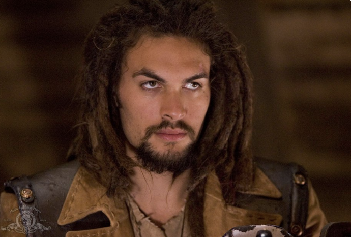 Jason Momoa v Hvězdné bráně.