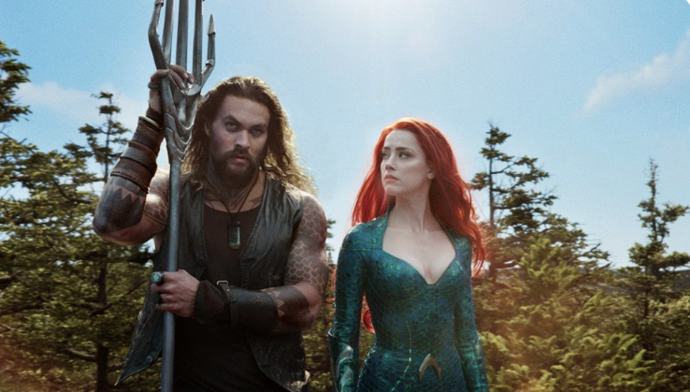 Jason Momoa v kultovním Aquamanovi.