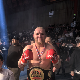 Maksym Mikhalov bude boxovat na galavečeru GBO boxing New Era 2
