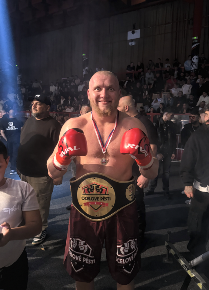 Maksym Mikhalov bude boxovat na galavečeru GBO boxing New Era 2