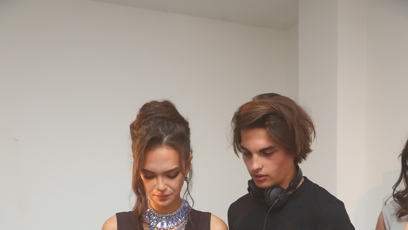 FOTO: Sophia Osako si vyzkoušela roli DJky.