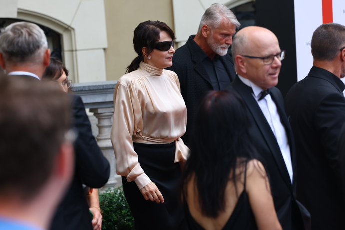 Francouzská herečka Juliette Binoche míří k Thermalu.