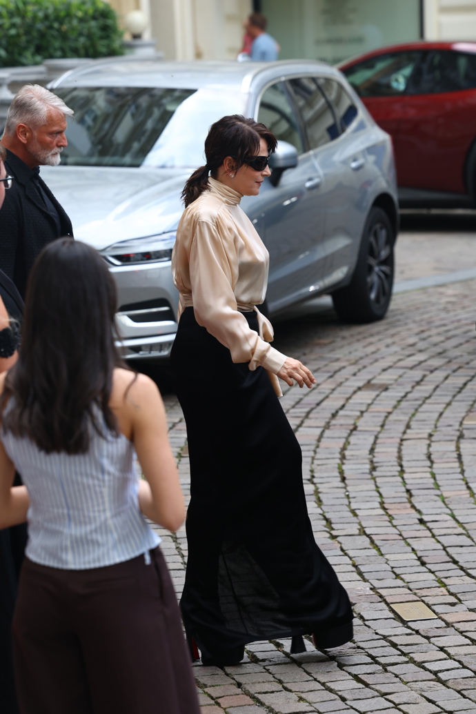 Francouzská herečka Juliette Binoche míří k Thermalu.