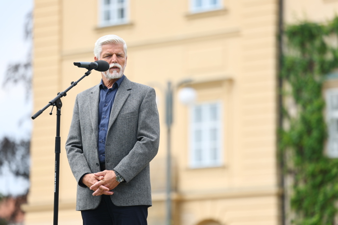 Petr Pavel na zámku v Lánech.