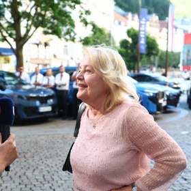Herečka Magda Vašáryová dorazila před Pupp.