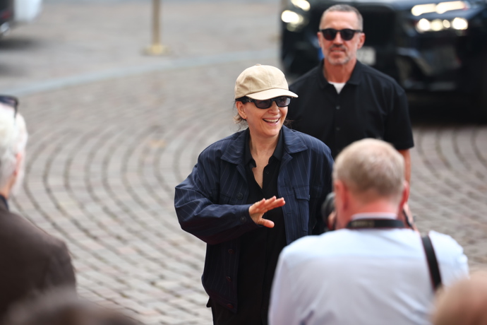 Francouzská herečka Juliette Binoche pozdravila fanoušky.