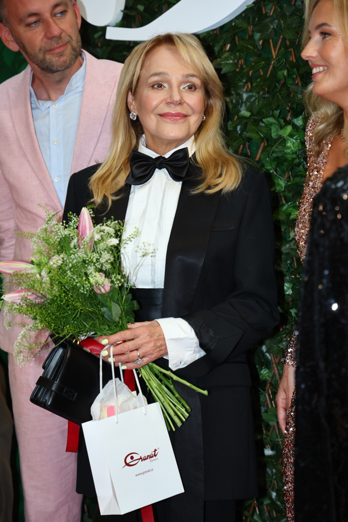 Dagmar Havlová dorazila s kostýmu. 