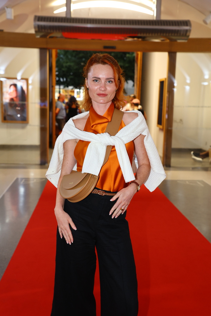 Maria Pavlova na premiéře filmu Bardotky.