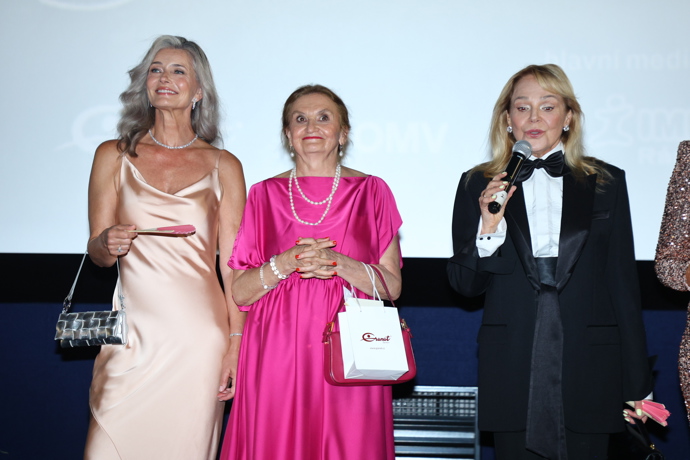 Z premiéry filmu Bardotky. 