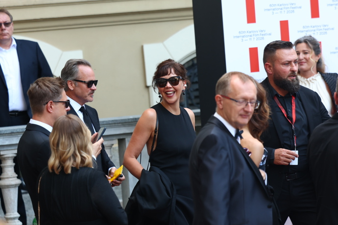 Varům vládnou ofiny: Francouzský styl Jenovéfy Bokové nebo baby bangs podle Maggie Gyllenhaal. Troufnete si? Varům vládnou ofiny: Francouzský styl Jenovéfy Bokové nebo baby bangs podle Maggie Gyllenhaal. Troufnete si?