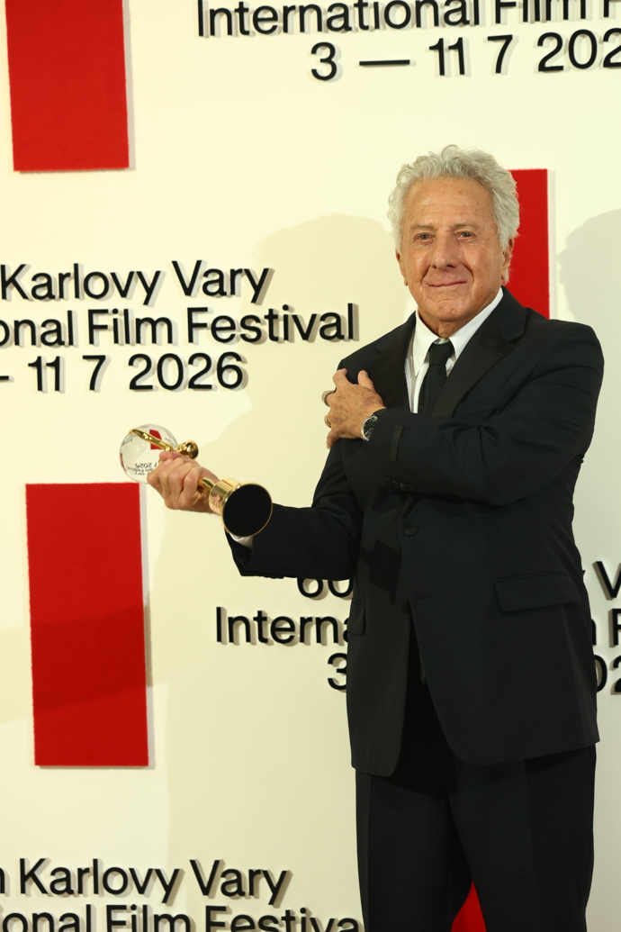 Dustin Hoffman s Křišťálovým globusem za mimořádný umělecký přínos světové kinematografii. 