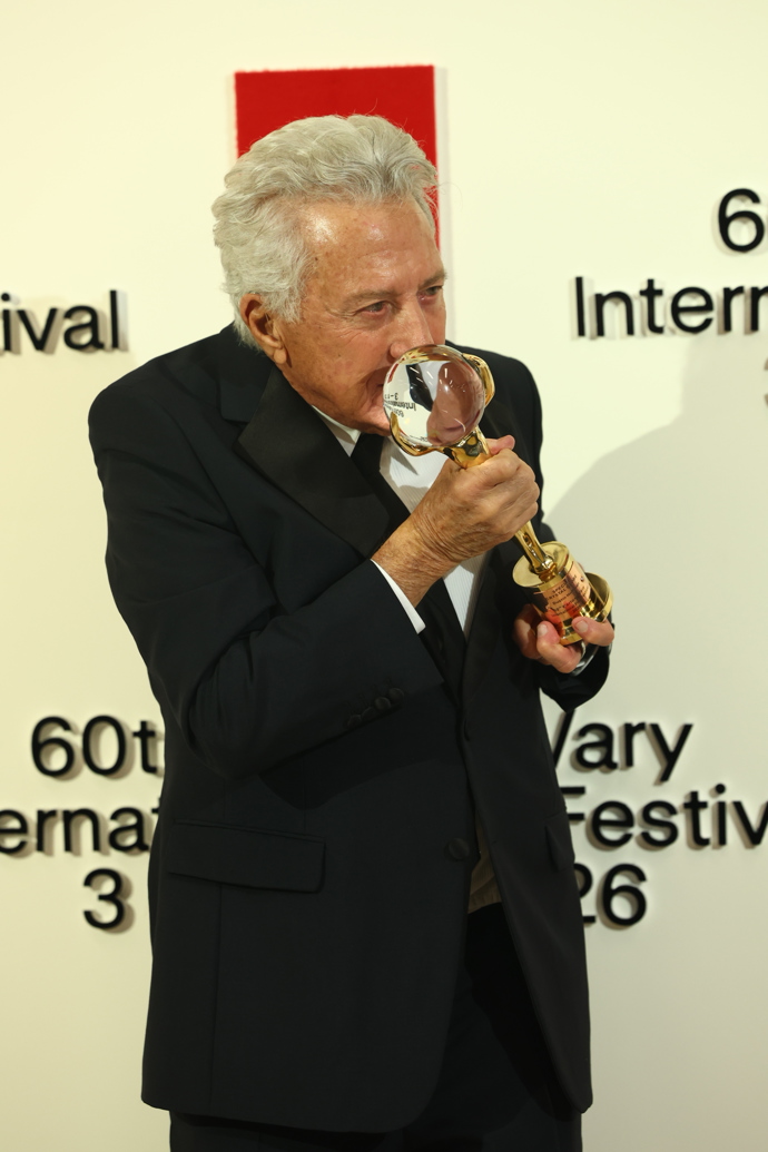 Dustin Hoffman s Křišťálovým globusem za mimořádný umělecký přínos světové kinematografii. 