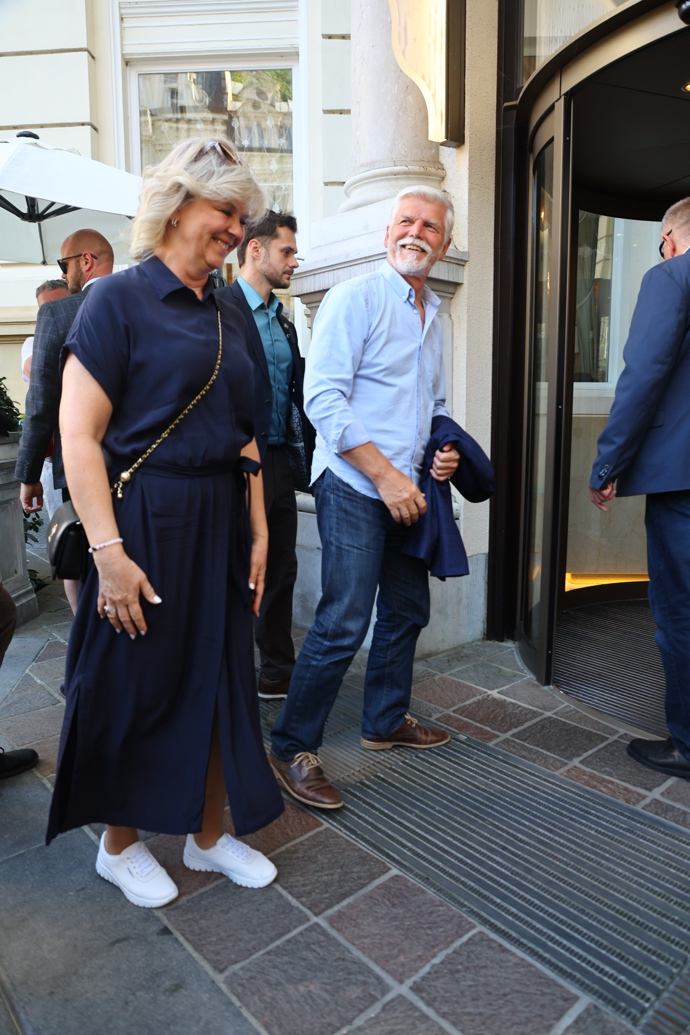 Prezident Petr Pavel i Eva Pavlová měli skvělou náladu.