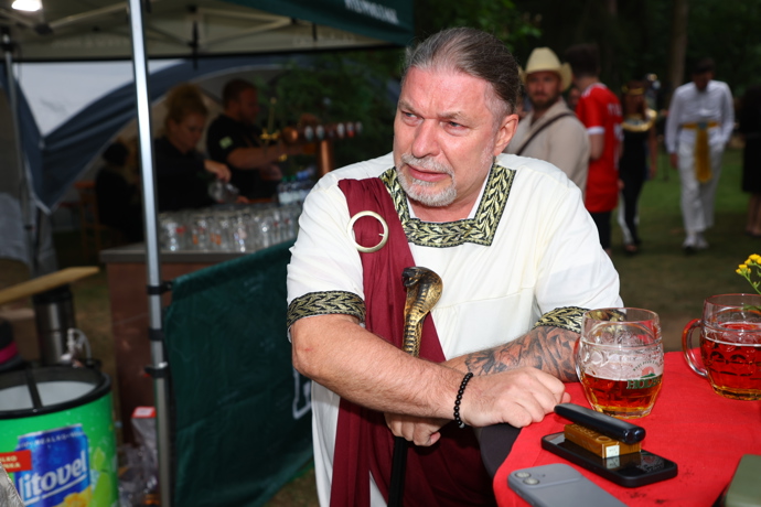 Petr Kolář si dal pivečko.