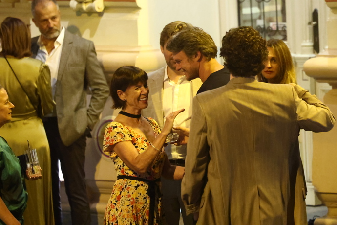 Andrea Bartošková zůstala až do nočních hodin.