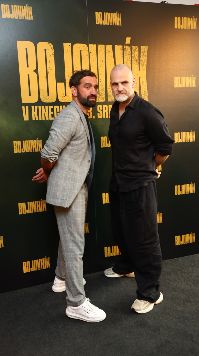 Ján Jackuliak a Milan Ondrík jsou hlavní herci ve filmu Bojovník. 