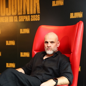 Ján Jackuliak ve filmu Bojovník ztvárnil zápornou postavu. 