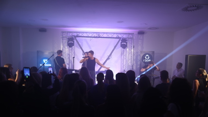 FOTO: Alfréd Šrámek si nenechal ujít koncert Adama Mišíka.