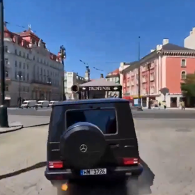 Auto Filipa Turka jako z hry GTA.