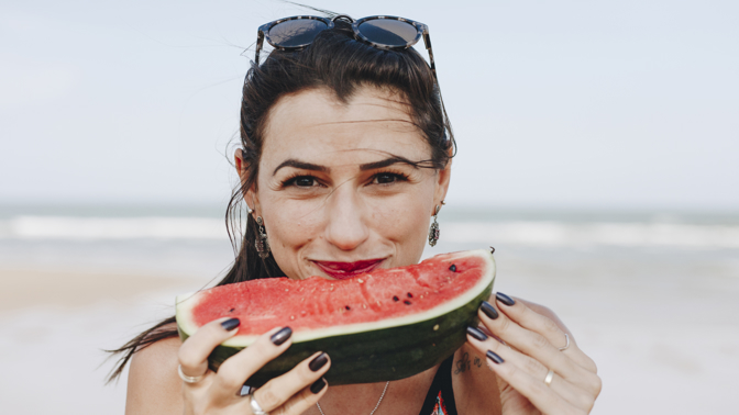 Vodní meloun má spoustu vitamínů, ale na jednu věc byste si měli dát pozor