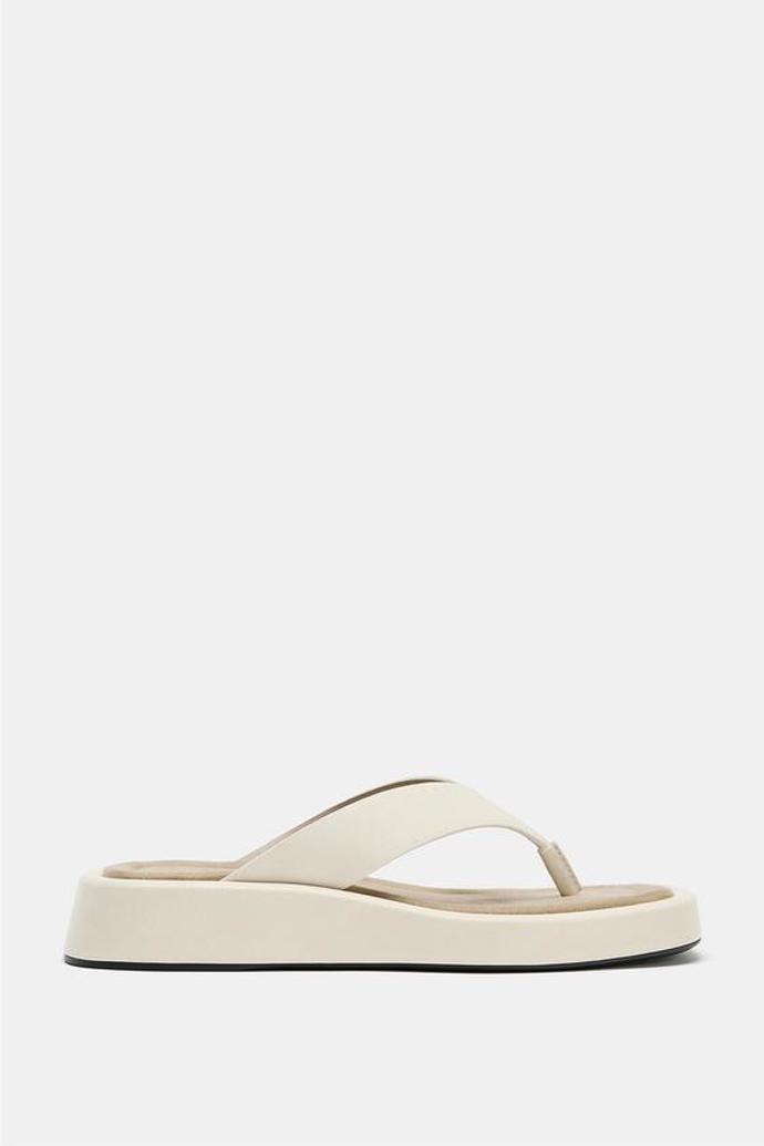 Žabky na platformě, Zara, 849 Kč
