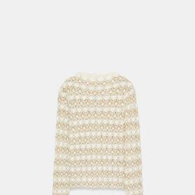 Úpletový svetr se strukturou,  Zara, původně 849 Kč, online ve výprodeji  339 Kč