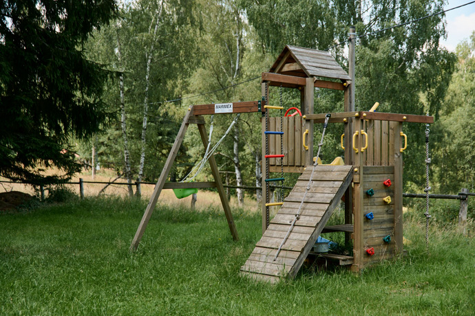 Děti milují i domeček na hraní