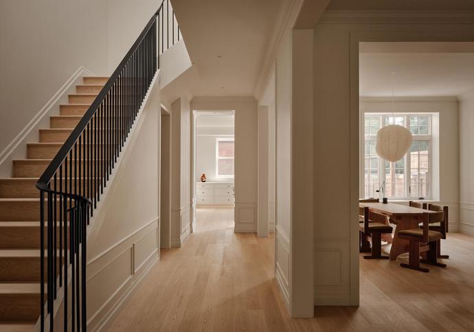 Původní dům skrýval obrovský potenciál. Architekti vsadili na chytré detaily a výsledek působí překvapivě luxusně
