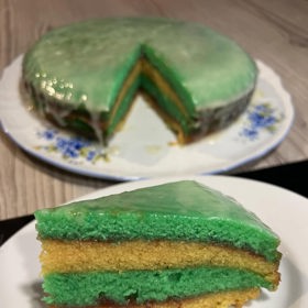 "Punčák" už pekla také v netradiční zelené barvě. 