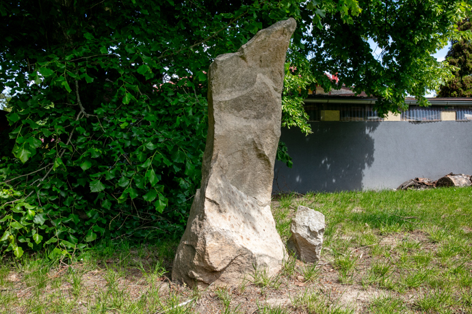 Víkendový dům Tomáše Třeštíka: Bílé stěny u něj nemají šanci. Interiér zaplnily fotografie, design i půlka pouťové labutě Víkendový dům Tomáše Třeštíka: Bílé stěny u něj nemají šanci. Interiér zaplnily fotografie, design i půlka pouťové labutě