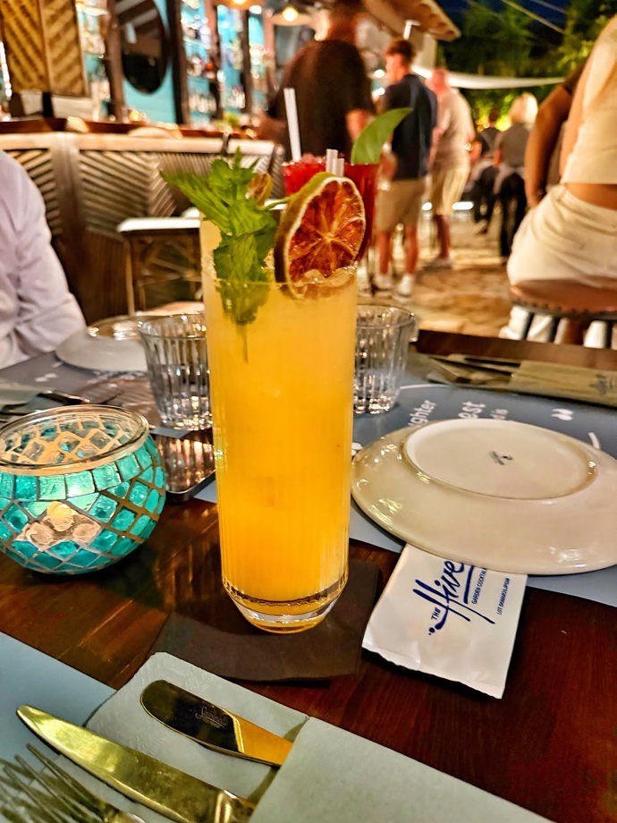 Drink na dovolené nemohl chybět.