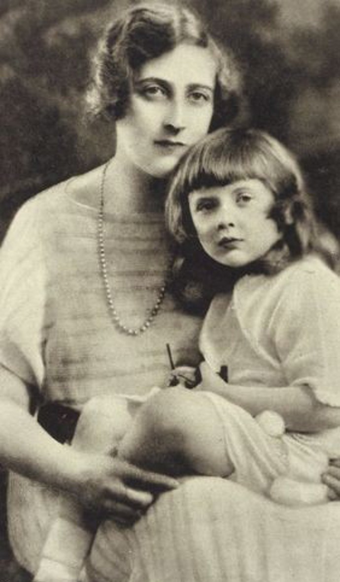 Agatha Christie s dcerou Rosalind, 1926