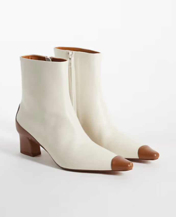 Dvoubarevné boty Cap-Toe, &Other Stories, 6450 Kč, prodává Asos