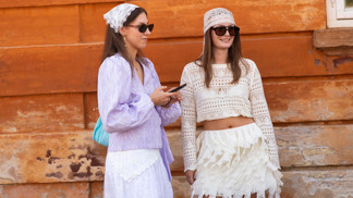 Letní trendy podle vášnivých Italek. Stylové outfity, na které nedají dopustit, budou slušet i českým ženám Letní trendy podle vášnivých Italek. Stylové outfity, na které nedají dopustit, budou slušet i českým ženám