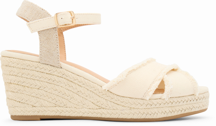 Sandály na klínu, Deichmann, 849 Kč